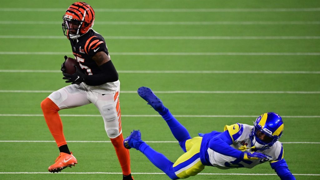 Árbitro do Super Bowl diz que não é preciso saber quando o polêmico touchdown de Tee Higgins