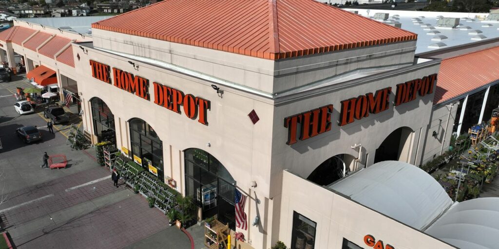 Home Depot supera estimativas de ganhos e lança recompra de ações de US$ 15 bilhões