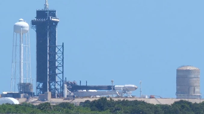 Um foguete SpaceX Falcon 9 lança a 62ª missão recorde deste ano