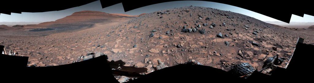 O rover Curiosity da NASA chega à borda de Marte, onde a água deixou um acúmulo de detritos