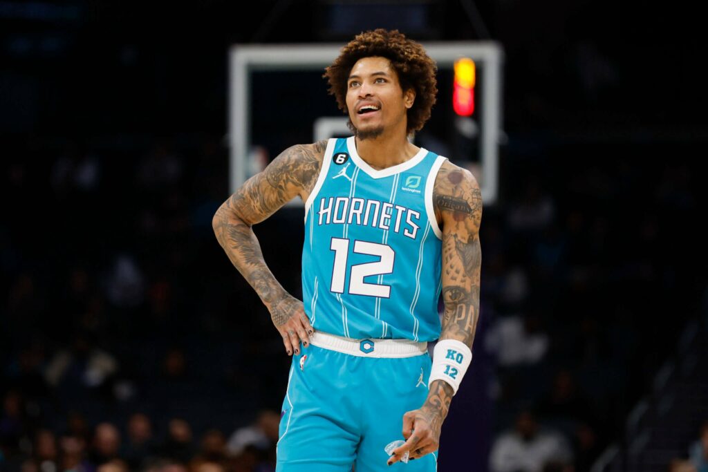 76ers espera assinar com Kelly Oubre Jr. um contrato de um ano, por fonte: Como ele se encaixa na Filadélfia