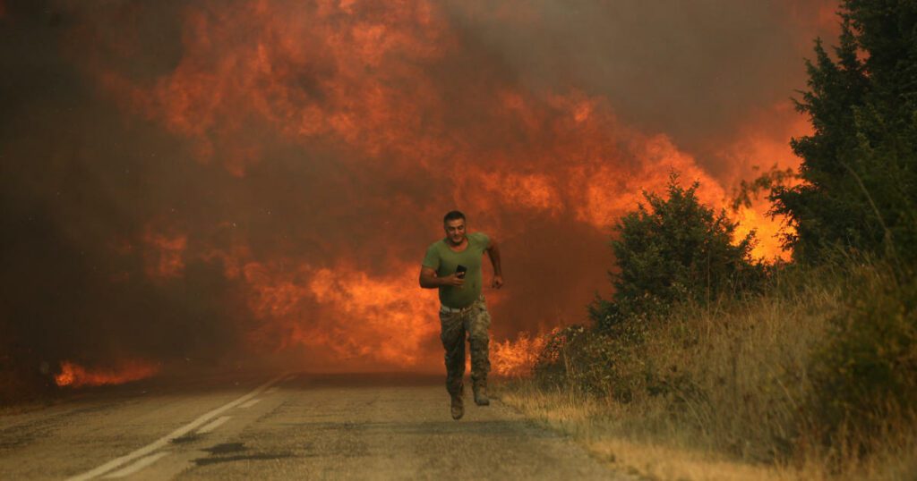 As Nações Unidas afirmam que a Terra acaba de viver o verão mais quente de que há registo, alertando que “o colapso climático já começou”.