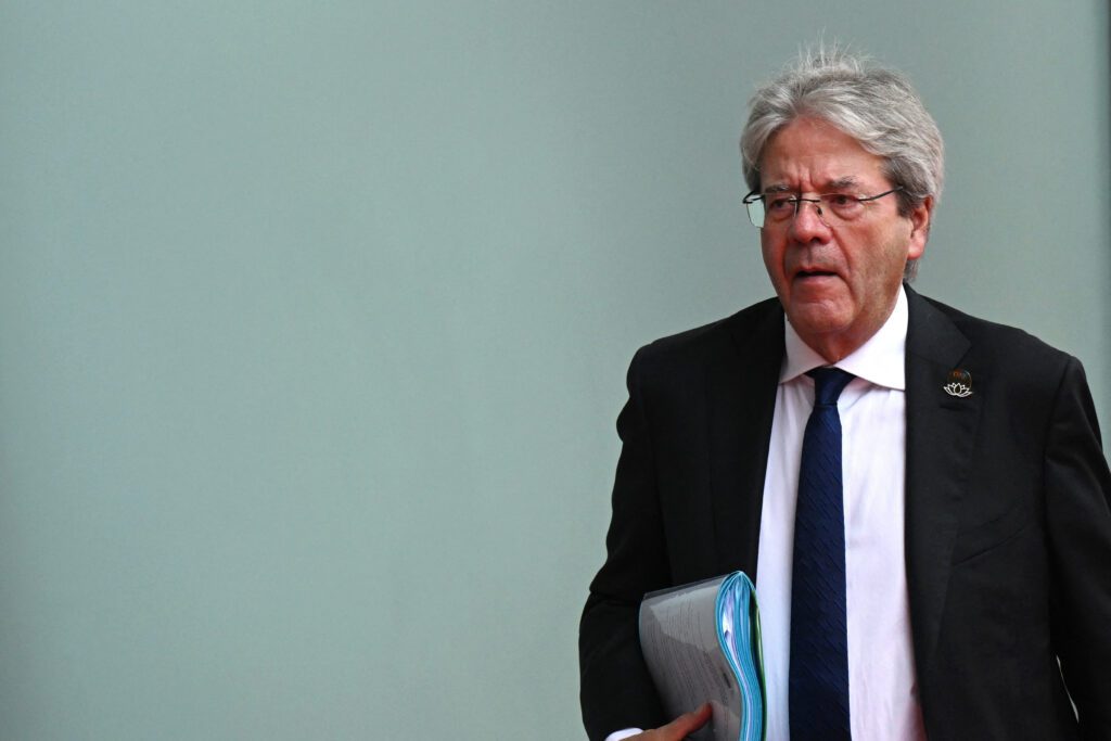 Gentiloni, da UE, diz que a Europa pode evitar uma recessão