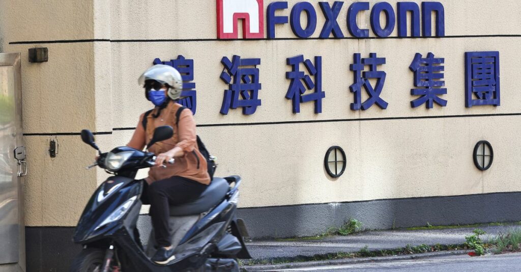 Foxconn enfrenta auditoria fiscal e investigação de uso de terras, diz mídia estatal chinesa