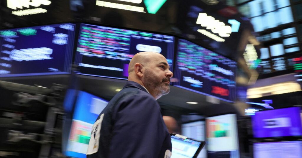 Wall Street na próxima semana está nervosa. Os investidores em ações dos EUA olham para um mercado de títulos do Tesouro espumoso à medida que o Fed se aproxima