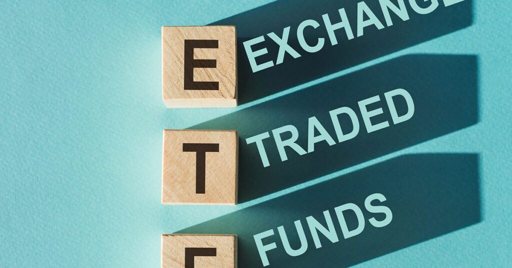 CryptoQuant afirma que aprovações de ETF de Bitcoin (BTC) podem adicionar US$ 1 trilhão ao valor de mercado da criptomoeda