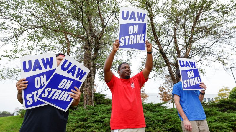 UAW chega a acordo provisório com Stellantis