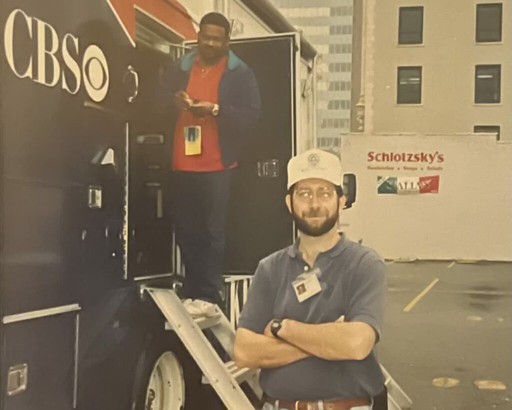 Um engenheiro de 68 anos passou 50 anos em uma empresa, o que ele lamenta