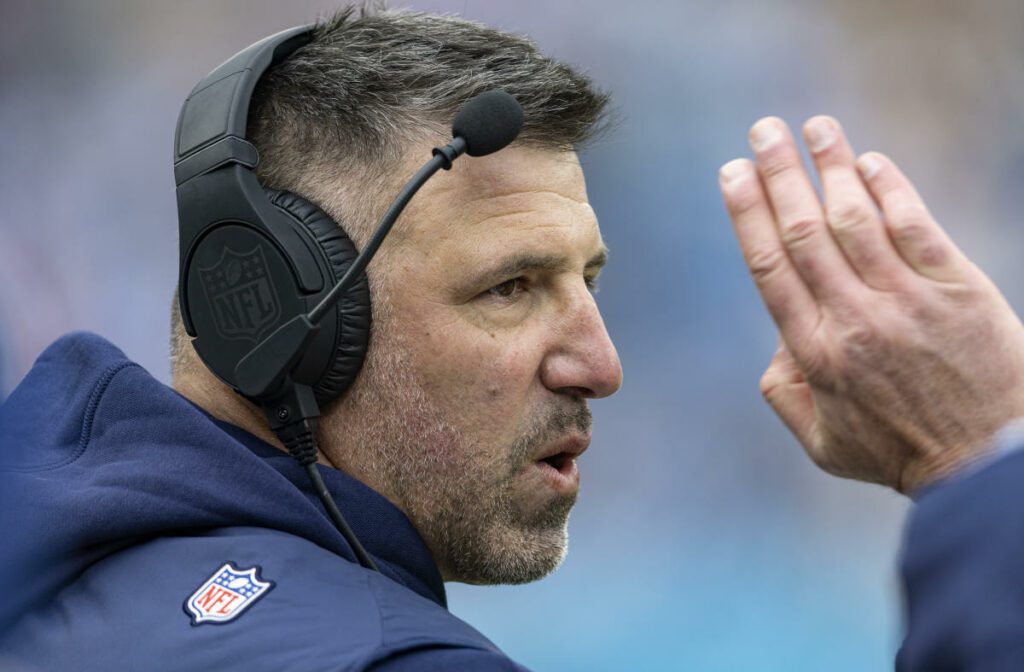 Mike Vrabel saiu dos Titãs, seguindo os capitães Ron Rivera e Arthur Smith dos Falcons