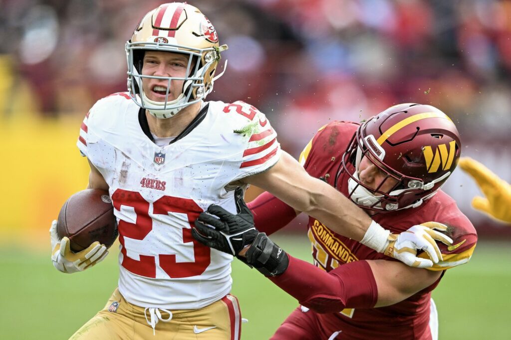 Notícias do 49ers: Christian McCaffrey tem uma distensão leve na panturrilha.  Fora da semana 18