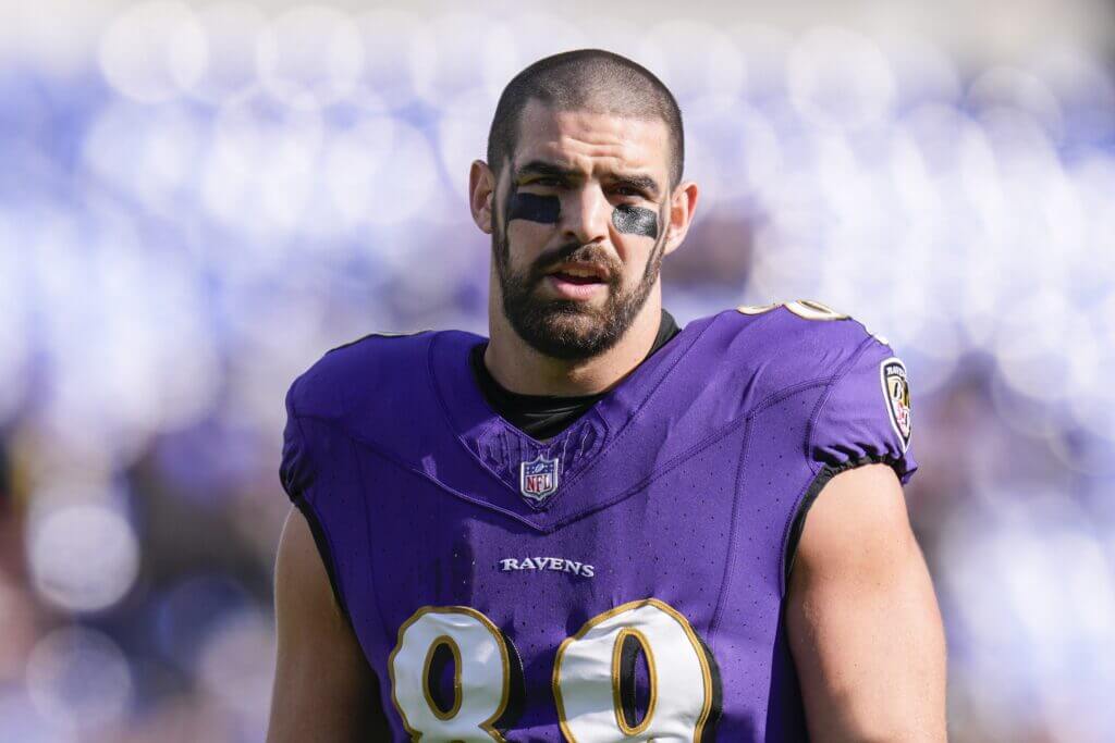 O quarterback dos Ravens, Mark Andrews, pode treinar na quarta-feira contra os Texans, dois meses depois de uma perna quebrada