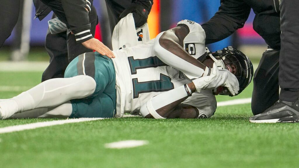 Relatório de lesões de fim de semana do Wild Card da NFL de 2024: AJ Brown dos Eagles não está praticando;  Muitas das estrelas dos Golfinhos são limitadas