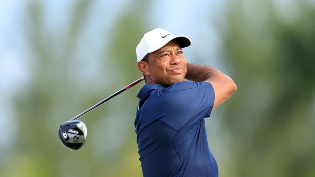 Tiger Woods encerra parceria com a Nike após 27 anos