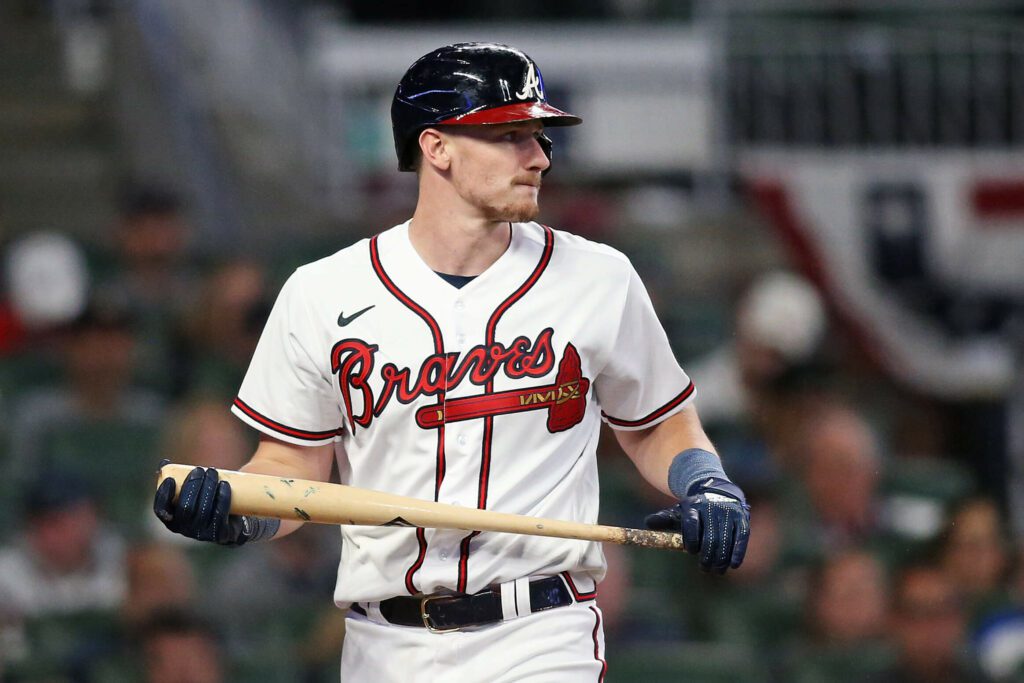 O outfielder do Braves All-Star, Sean Murphy, chega ao IL com uma lesão oblíqua