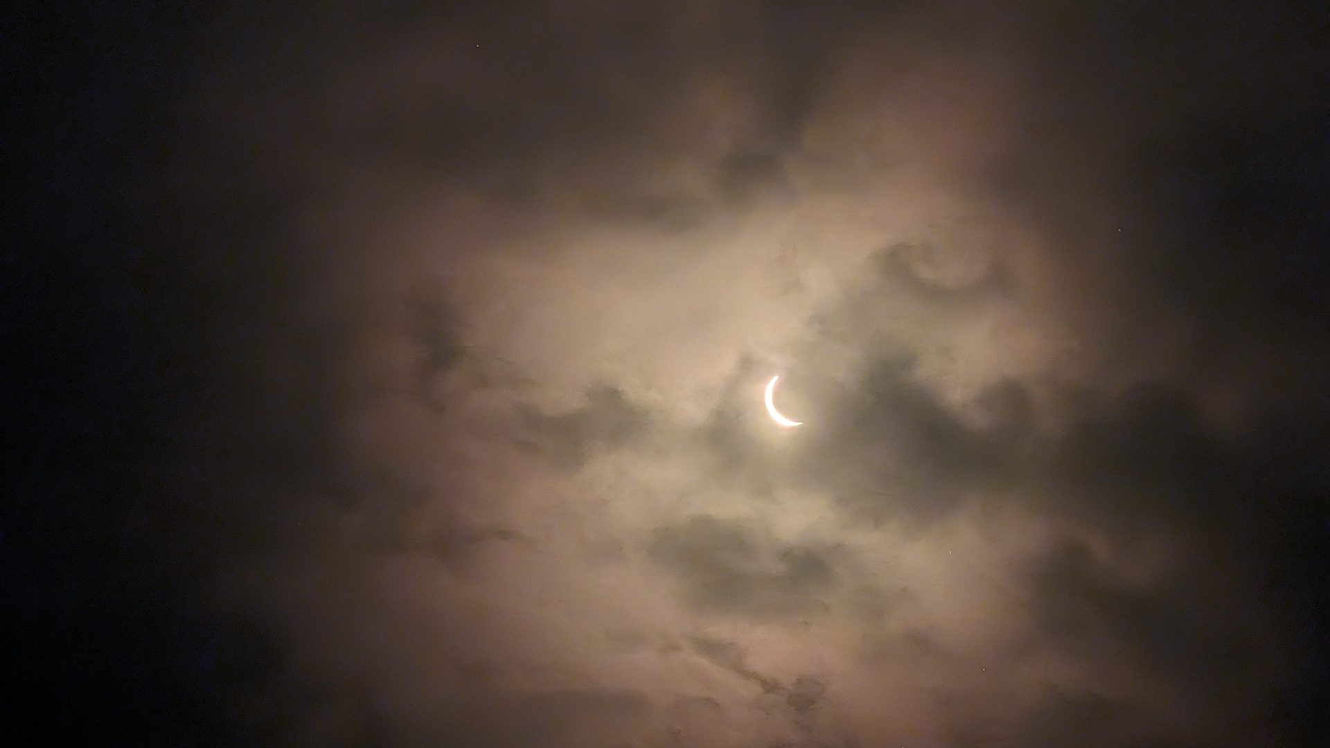 2024 Filmando na câmera do smartphone Eclipse