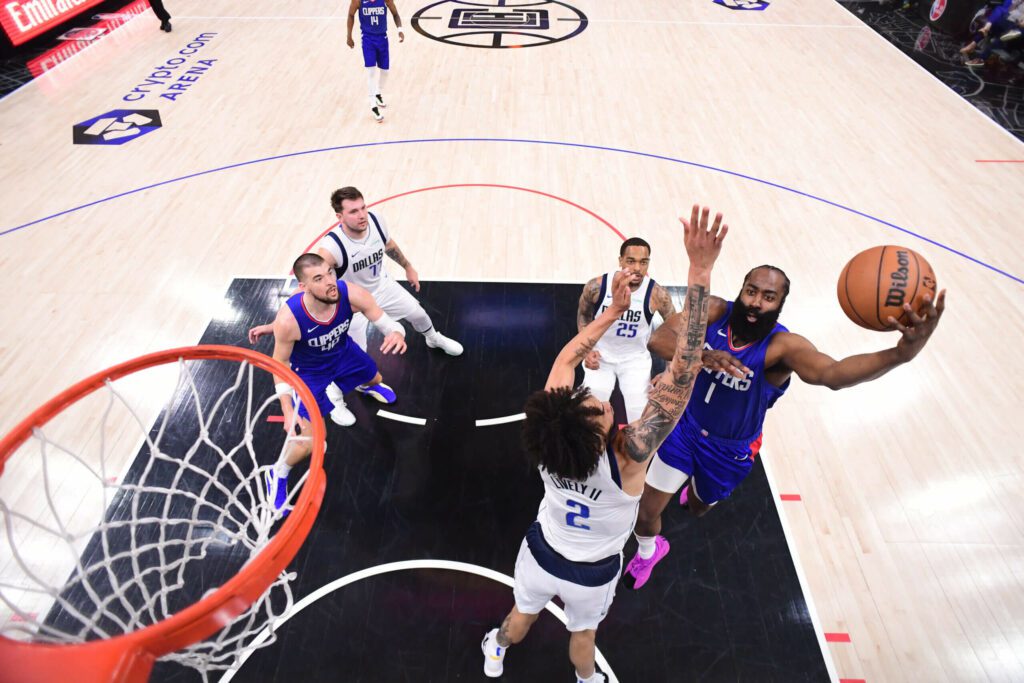 O Los Angeles Clippers prometeu se preparar para o jogo 1 sem Kawhi Leonard e depois provou isso