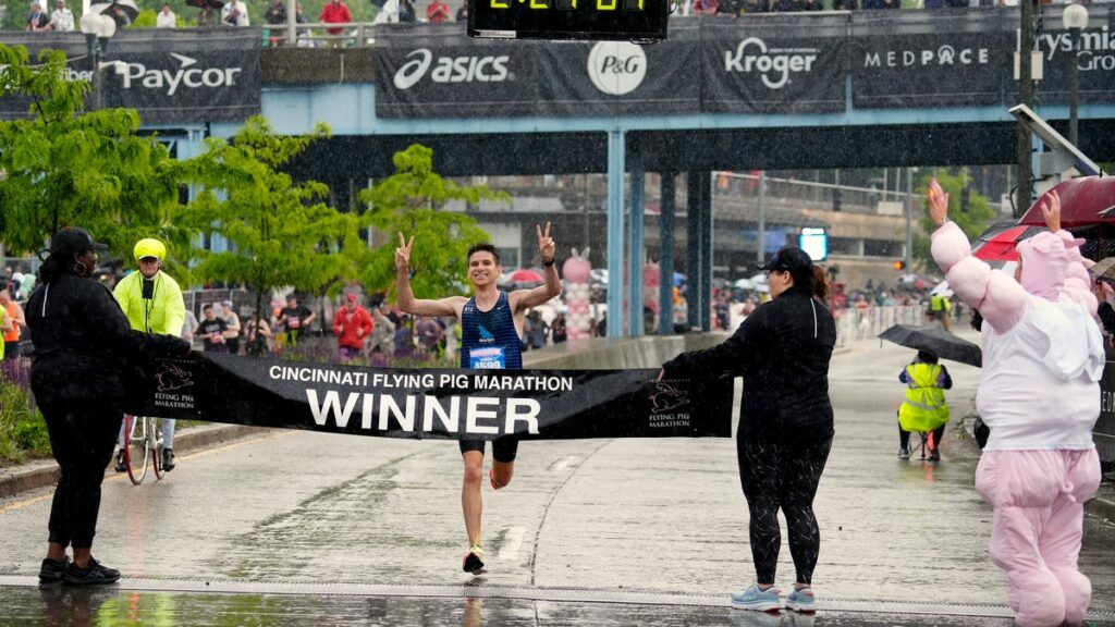 Jason Salyer vence a corrida masculina de 2024