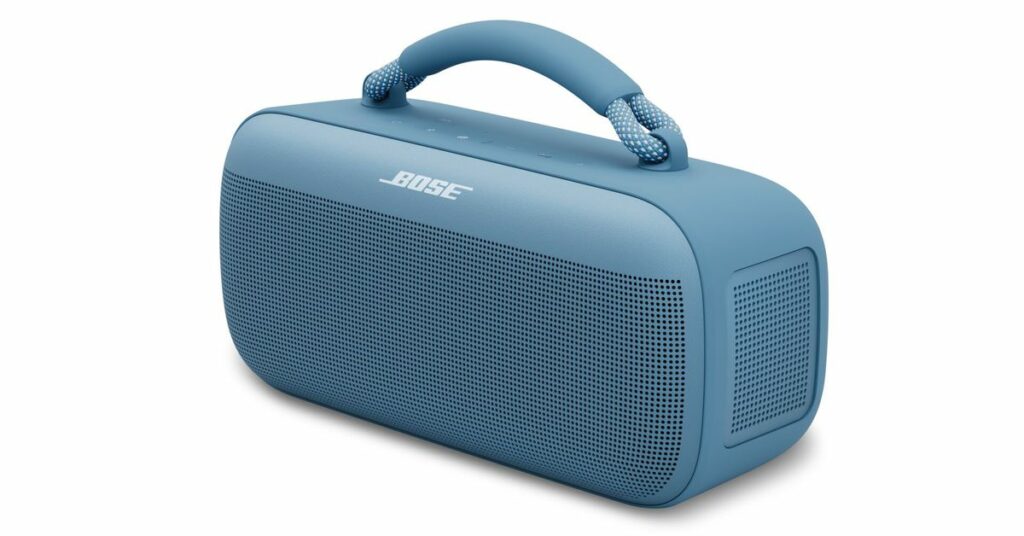 O novo SoundLink Max da Bose tem uma alça pequena e um som grande