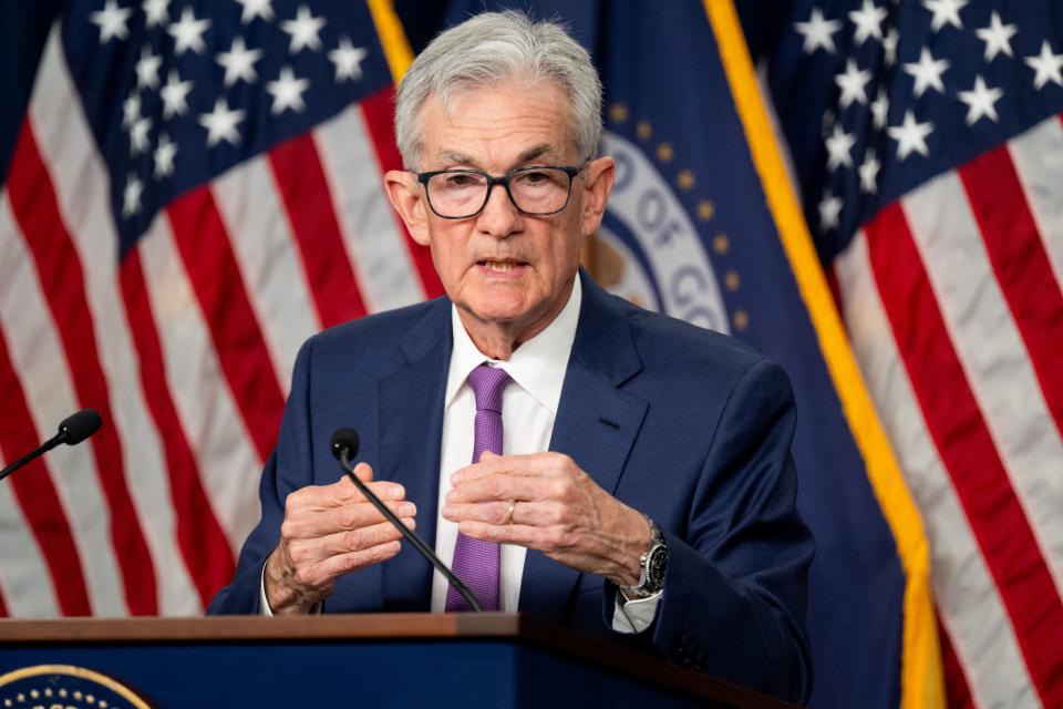 O presidente do Federal Reserve dos EUA, Jerome Powell, dá uma entrevista coletiva no final da reunião do Federal Open Market Committee (FOMC) em Washington, D.C., em 1º de maio de 2024. O Fed manteve as taxas de juros estáveis ​​pela sexta reunião consecutiva em 1º de maio.  Manter o nível no nível mais alto em 23 anos para combater os persistentes aumentos de preços.  No final de uma reunião de dois dias, o Fed manteve a sua principal taxa de empréstimo inalterada entre 5,25% e 5,50%, citando... 