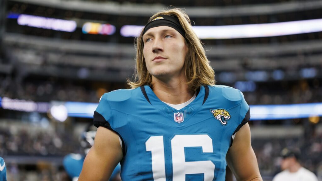 Para os Jaguars, quanto mais cedo contratarem Trevor Lawrence, melhor