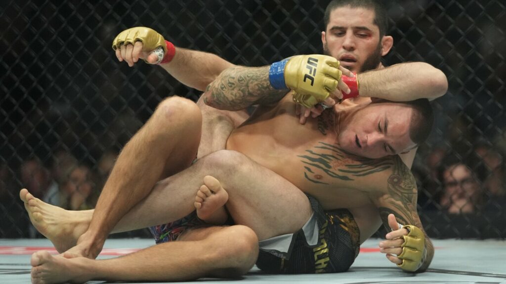 UFC 302: Makhachev derrota Poirier por finalização para defender título dos leves