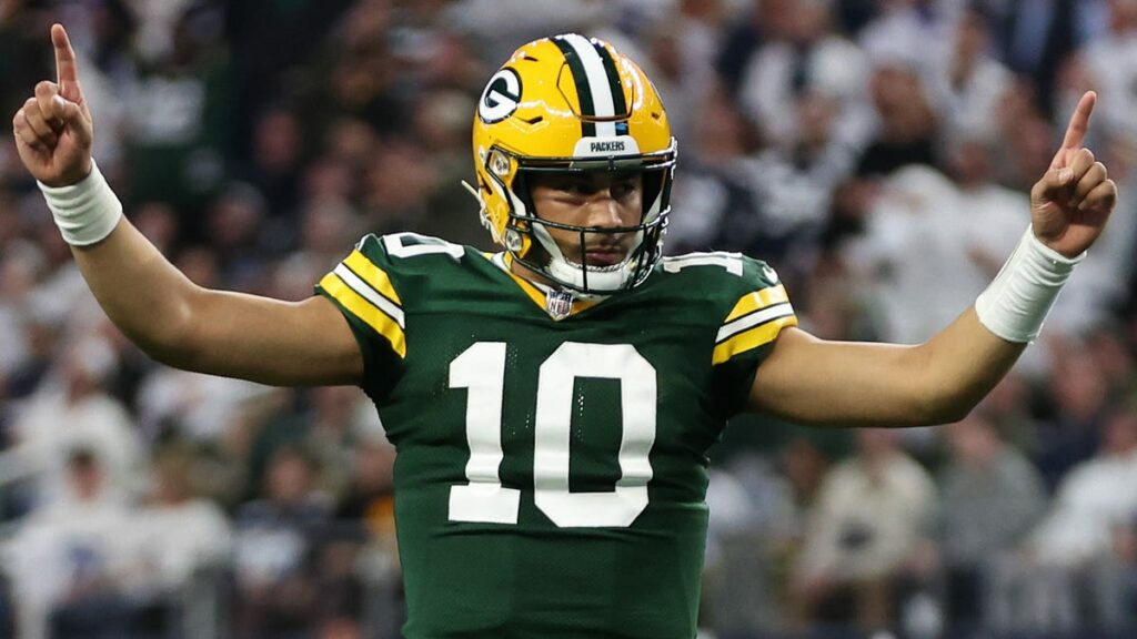 Quarterback do Packers assina extensão de contrato recorde