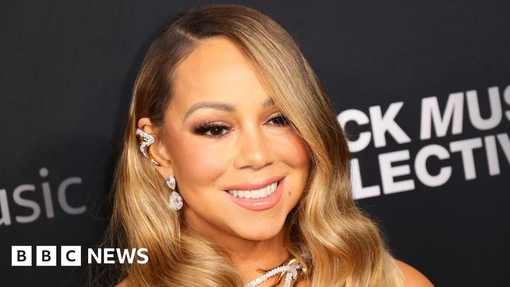 A mãe e a irmã de Mariah Carey morreram no mesmo dia